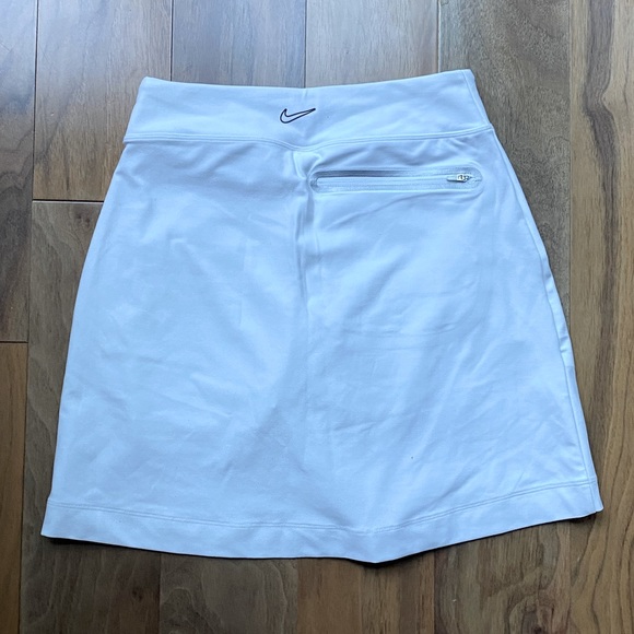 Nike | Sport Skort - Picture 2 of 3